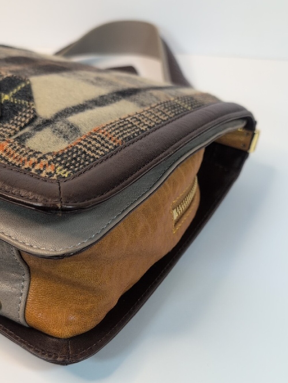 Tory Burch Plaid Bond Shoulder Bag - Picture 6 of 14